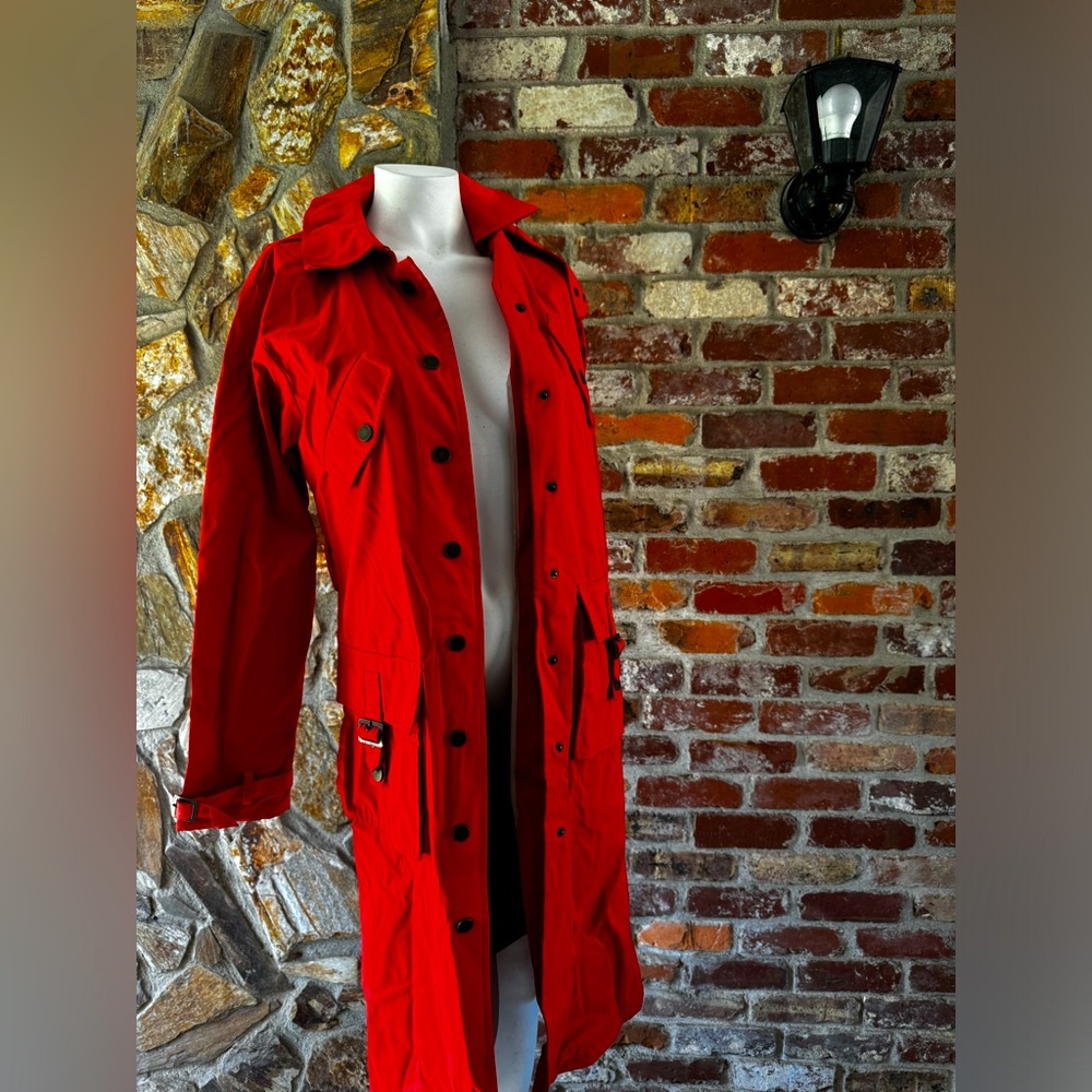 Find., Orange, females, medium, trench coat, like new!
